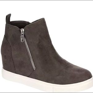 Steve Madden Piperr Hidden Wedge Sneaker